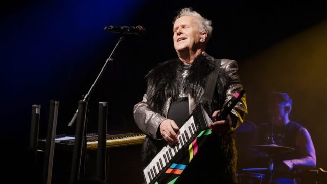 Howard Jones Announces ‘Things Can Only Get Better’ N. American Summer Tour With Wang Chung, English Beat, Modern English (EXCLUSIVE)