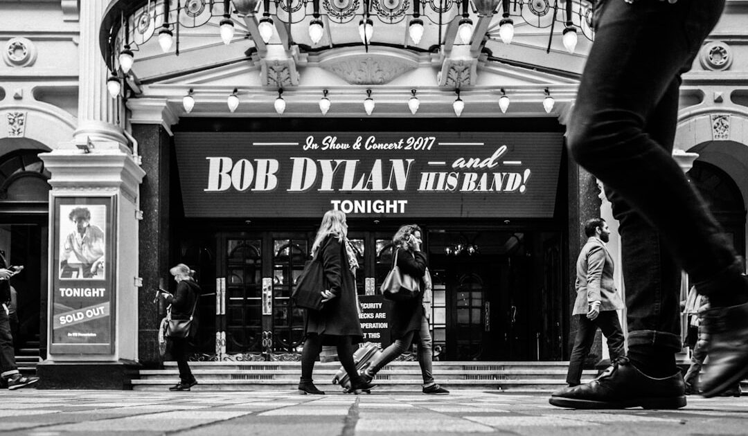 Bob Dylan Adds 6 Summer Dates To ‘Rough And Rowdy Ways Tour’